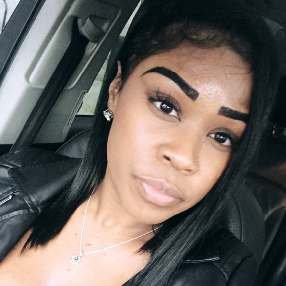 Meet your Posher, Shanear - Picture 1 of 1